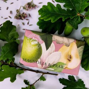 The English Soap Company Magnolia and Pear Soap 240g 