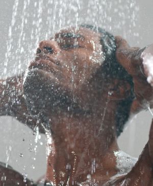 Дълбоко хидратиращ ежедневен шампоан за мъже American Crew Daily Deep Moisturizing Shampoo 