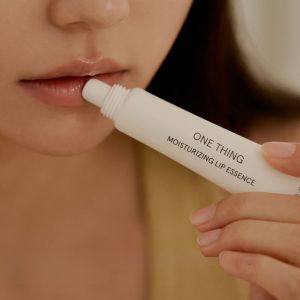 Хидратираща есенция за устни One Thing Moisturizing Lip Essence 13 g
