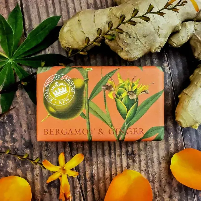 The English Soap Company Bergamot and Ginger Soap 240g — 3