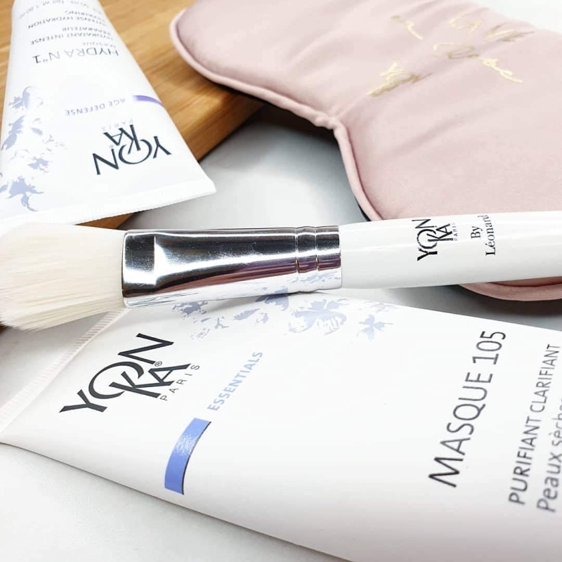 Yon-Ka Essentials Masque 105 Purifying & Clarifying Mask for Dry & Sensitive Skin 75ml — 3