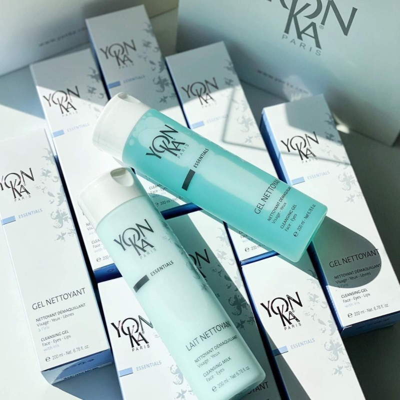 Yon-Ka Essentials Gel Nettoyant Cleansing Gel 200ml — 2