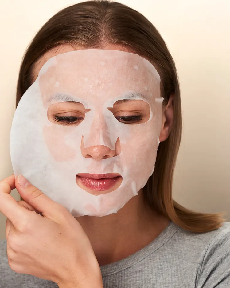 Iroha Perfect Skin Peeling Face Mask with Glycolic Acid — 4