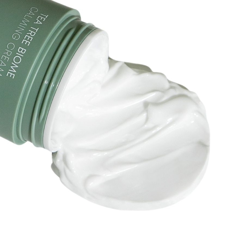 Успокояващ крем с чаено дърво за проблемна кожа – FarmStay Tea Tree Biome Calming Cream 80 ml — снимка 2