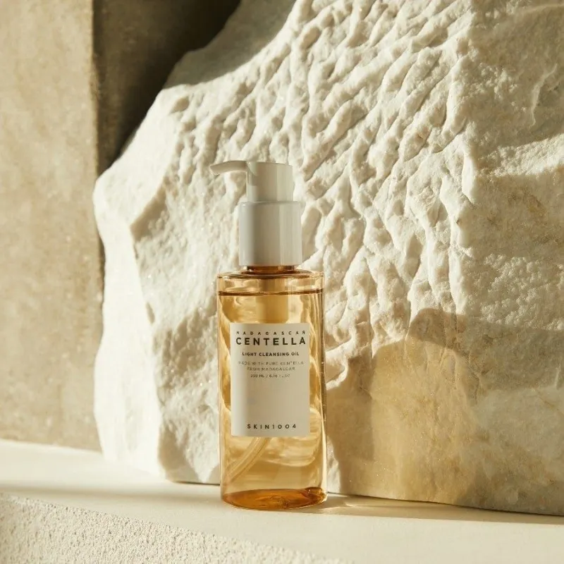 SKIN1004 Madagascar Centella Light Cleansing Oil 30 ml — 3