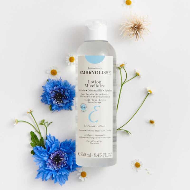 Нежна мицеларна вода за почистване и дегримиране с флорални води Embryolisse Micellar Lotion 250 ml — снимка 2