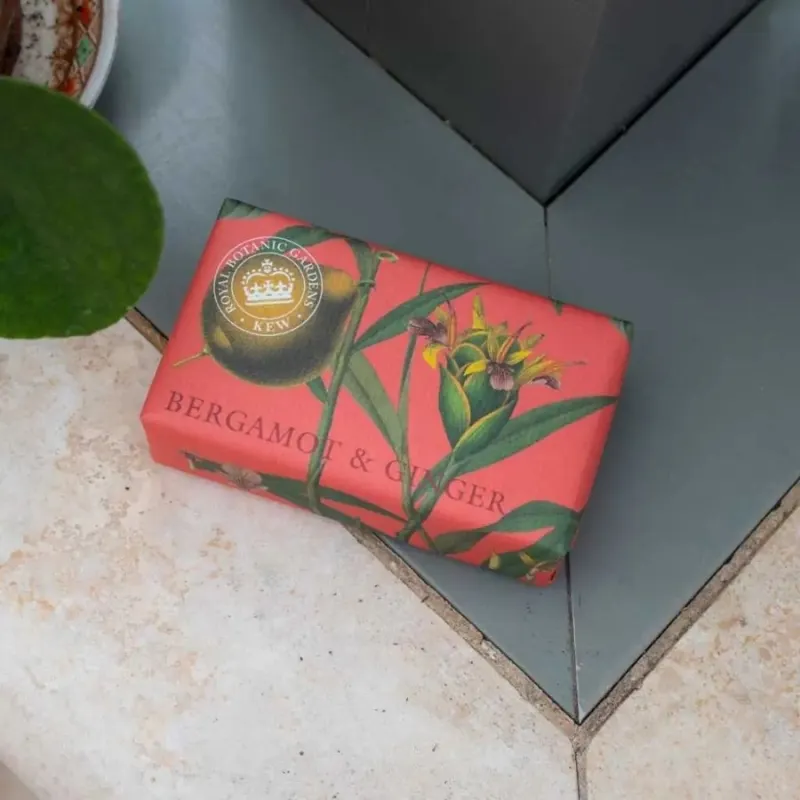 The English Soap Company Bergamot and Ginger Soap 240g — 4