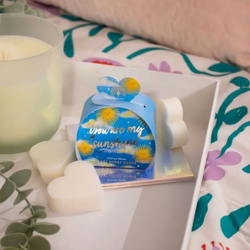 Мини сапуни The English Soap Company You Are My Sunshine Heart Guest Soaps 3 x 20 g — снимка 3