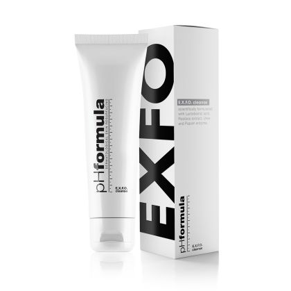 Нежен почистващ ексфолиант - ефективно премахване на грима и замърсяванията по кожата pHformula 365 - DAILY ESSENTIALS E.X.F.O. cleanse 200ml