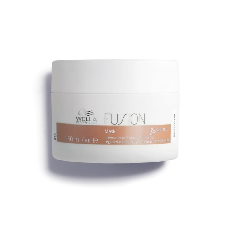 Интензивна възстановяваща маска Wella Professionals Fusion Intense Repair Mask 150ml