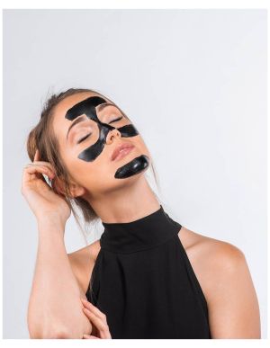 Пилинг маска с активен черен въглен Iroha Charcoal Peel-Off Mask 18g