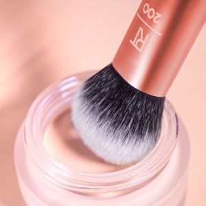 Real Techniques Expert Face Brush 01411  