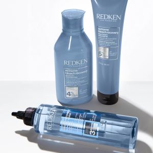 Възстановяващ и подхранващ цика-крем за третирана коса Redken Extreme Bleach Recovery Cica Cream Leave-In 150ml